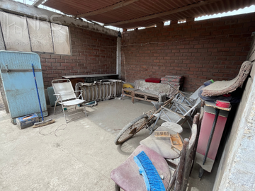 VENDO CASA COMO TERRENO EN SANTA ROSA CERCA DE ANCÓN