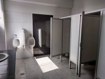 OFICINAS ADMINISTRATIVASDE 23 m2 - 20 m2  EN ALQUILER CERCA A EVITAMIENTO