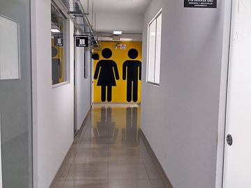 OFICINAS ADMINISTRATIVASDE 23 m2 - 20 m2  EN ALQUILER CERCA A EVITAMIENTO