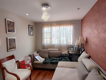 VENDO CASA EN MONAY, CERCA AL COLEGIO DE INGENIEROS SECTOR AV ROMA. LINDA UBICACIÓN