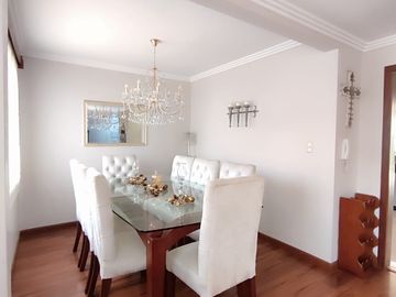 VENDO CASA EN MONAY, CERCA AL COLEGIO DE INGENIEROS SECTOR AV ROMA. LINDA UBICACIÓN