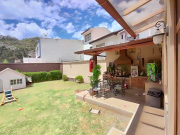 VENDO CASA EN MONAY, CERCA AL COLEGIO DE INGENIEROS SECTOR AV ROMA. LINDA UBICACIÓN