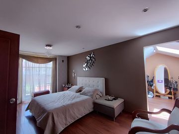 VENDO CASA EN MONAY, CERCA AL COLEGIO DE INGENIEROS SECTOR AV ROMA. LINDA UBICACIÓN
