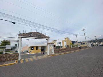 Casa de venta en Quito, sector norte, Calderón