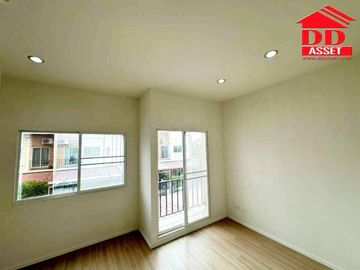 ขายทาวน์โฮม 2ชั้น โครงการ พลีโน่ สุขสวัสดิ์66 (Pleno Suksawat66) บ้านหลังมุม รหัส T8032