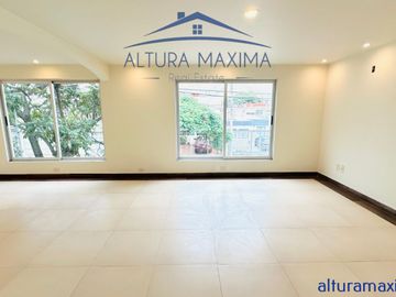Casa Remodelada en Venta Jardines del Sol Zapopan