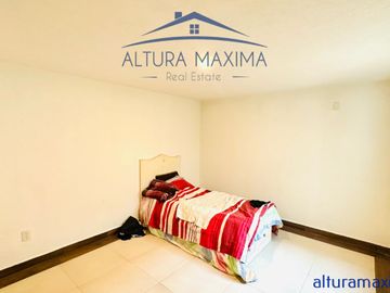 Casa Remodelada en Venta Jardines del Sol Zapopan