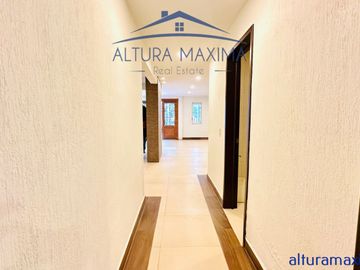Casa Remodelada en Venta Jardines del Sol Zapopan