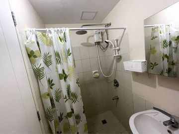 1BR For Sale Torre de Manila