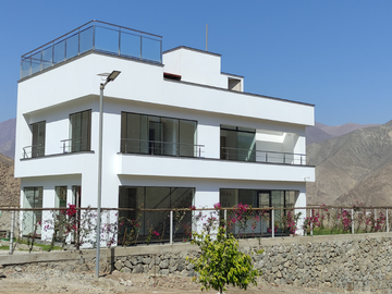 Vendo  Lote 200m2 en condominio privado. Calango