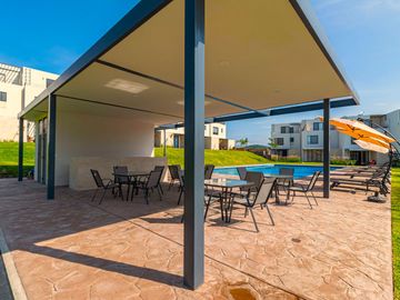 CASA EN VENTA A 15MIN DE CUERNAVACA CON ALBERCA Y PALAPA
