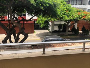 VENTA DE CASA COMO TERRENO - SAN ISIDRO
