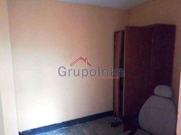 CASA POR REMODELAR  A PRECIO DE TERRENO