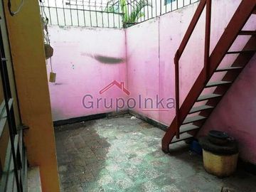 CASA POR REMODELAR  A PRECIO DE TERRENO