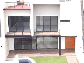 CASA NUEVA CON ALBERCA PRIVADA DENTRO DE CONDOMINIO EN DELICIAS CUERNAVACA