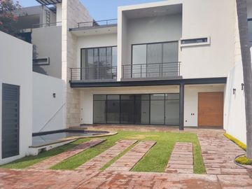 CASA NUEVA CON ALBERCA PRIVADA DENTRO DE CONDOMINIO EN DELICIAS CUERNAVACA