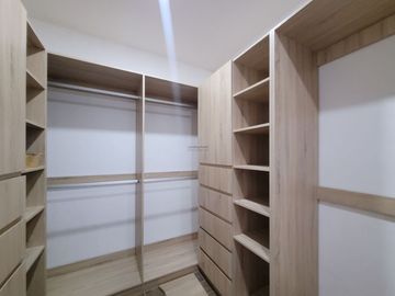 Casa en Venta Elite Premier Vesubio con 4 habitaciones