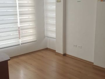 DE VENTA CASA EN EL VALLE DE LOS CHILLOS