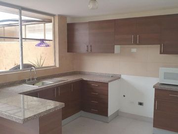 DE VENTA CASA EN EL VALLE DE LOS CHILLOS