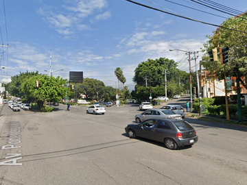VENTA DE CASA CON PISCINA EN REFORMA, CUERNAVACA, MORELOS.