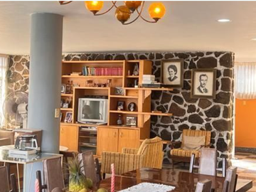 VENTA DE CASA CON PISCINA EN REFORMA, CUERNAVACA, MORELOS.