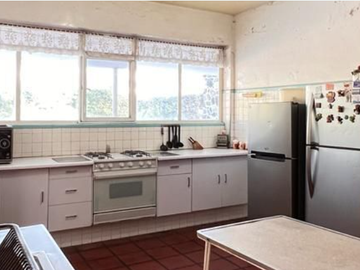 VENTA DE CASA CON PISCINA EN REFORMA, CUERNAVACA, MORELOS.