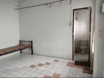 RUSH SALE: Student's Dormitory Bldg with Roof Deck located near UST Sampaloc Manila