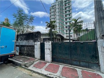 600 sqm Lot for sale in Quezon City at Php 120,000 per sqm, Near Cubao Bus Terminal, Farmers Plana and MRT Station