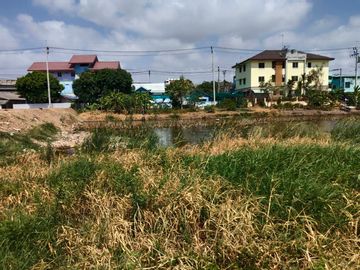 Land for sale, 1 rai, Soi Bang Pla ๗๑, Theparak Road, Bang Pla, Bang Phli, Samut Prakan.