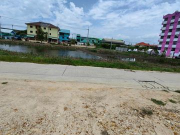 Land for sale, 1 rai, Soi Bang Pla ๗๑, Theparak Road, Bang Pla, Bang Phli, Samut Prakan.