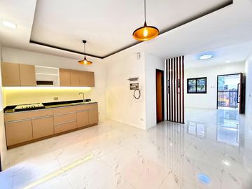 Duplex House and Lot for Sale in Vista Verde Cainta Ready for OccupancyDuplex House and Lot for Sale in Vista Verde Cainta Ready for Occupancy
