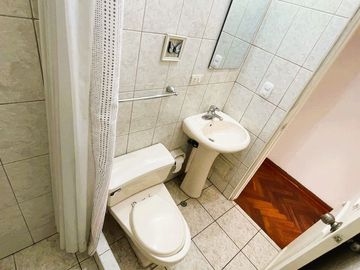 Departamento En Venta Us$ 167,000 San Borja Mas Us$ 18,000 De Estacionamiento Lineal Doble