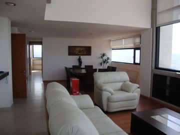 PENTHOUSE VISTA  ESPECTACULAR A LA CIUDAD Y LOS ARCOS DE 2 PLANTAS  EN LOMA DORADA