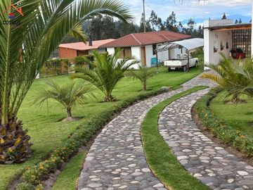 Casa de venta en Otavalo sector Quichinche