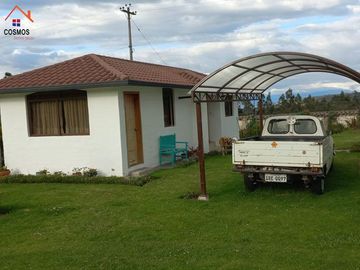 Casa de venta en Otavalo sector Quichinche