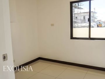 NEWLY CONSTRUCTED 4 BEDROOM UNIT LOCATED AT IMUS, CAVITE