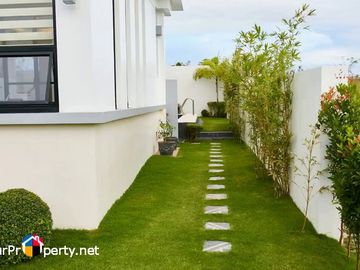 Modern House for Sale with Pool in Amara Liloan Cebu
