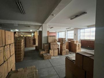 VENTA DE LOCAL COMERCIAL EN LA VICTORIA