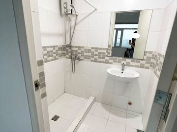 2BR Condo Unit for Sale at Exchange Road cor. Meralco Ave. Ortigas Center, Pasig City
