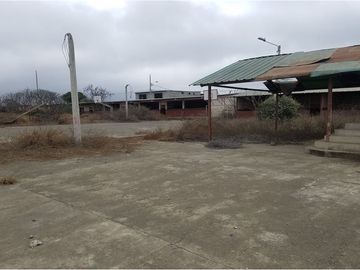 Terreno de venta en Montecristi zona sur de Manabí