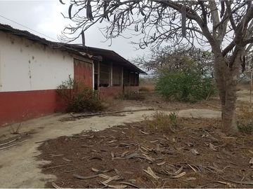 Terreno de venta en Montecristi zona sur de Manabí