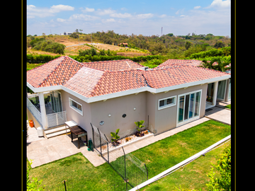 Casa Campestre Moderna: Estilo Natural, Full Relax y Lujo
