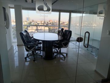 VENTA de  PENTHOUSE MUY BUEN PRECIO, EXCELENTE UBICACION