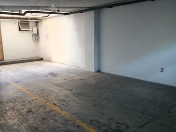 VENTA de  PENTHOUSE MUY BUEN PRECIO, EXCELENTE UBICACION