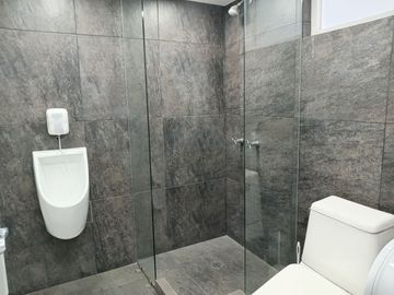 VENTA de  PENTHOUSE MUY BUEN PRECIO, EXCELENTE UBICACION