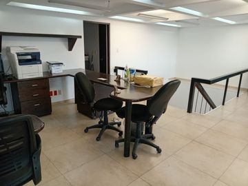 VENTA de  PENTHOUSE MUY BUEN PRECIO, EXCELENTE UBICACION