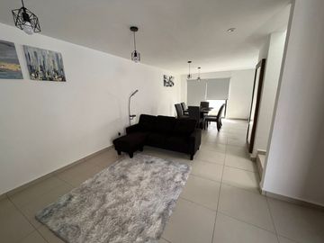 Casa en privada en Pozos