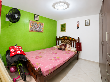 Casa en Venta en Piedecuesta
Área del lote: 54 m²
Área construida: 162 m²
Estrato 4

Características