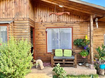 Se vende casa de 3 piezas 1 baño en sitio de 450m2, sector La Obra, Curicó