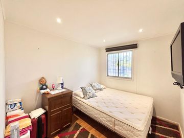 Se vende casa de 3 piezas 1 baño en sitio de 450m2, sector La Obra, Curicó